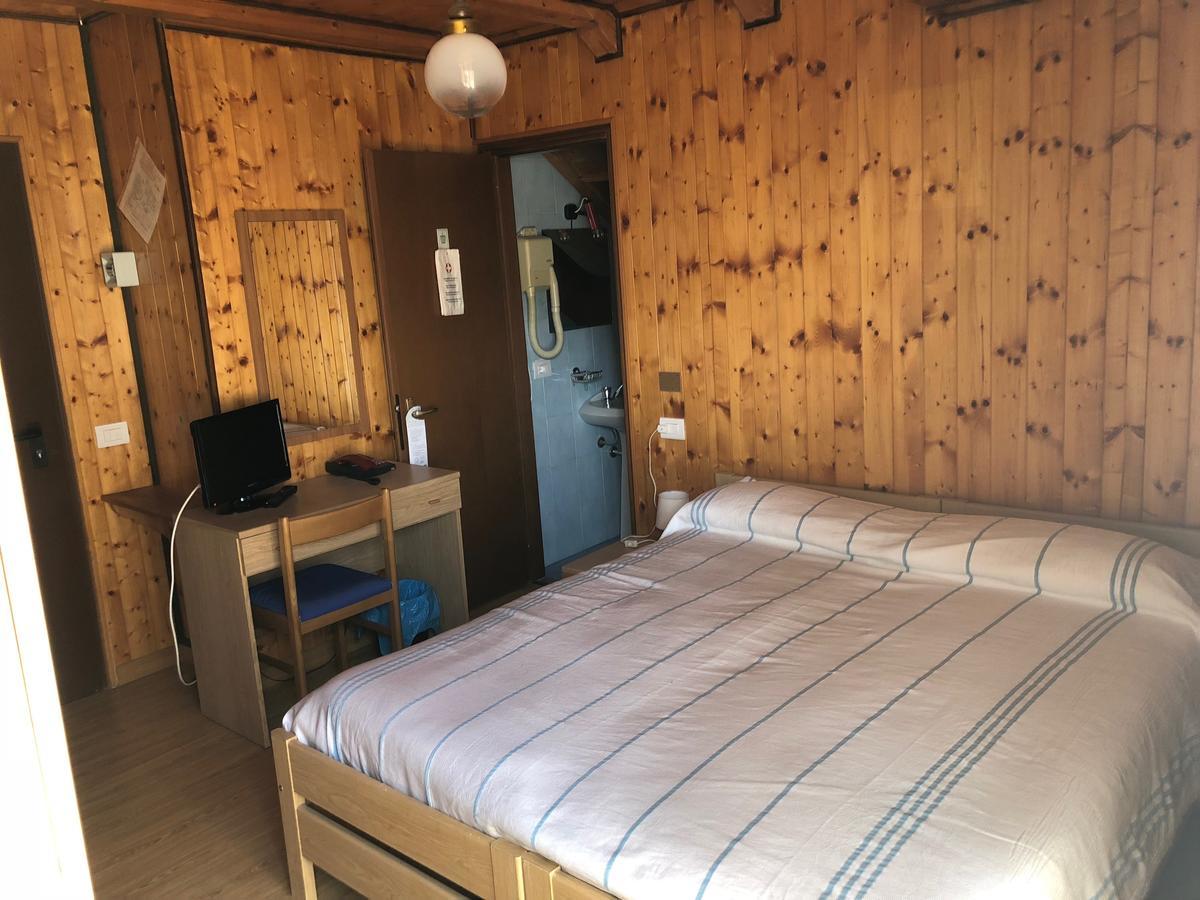 Albergo La Perla Craveggia Luaran gambar